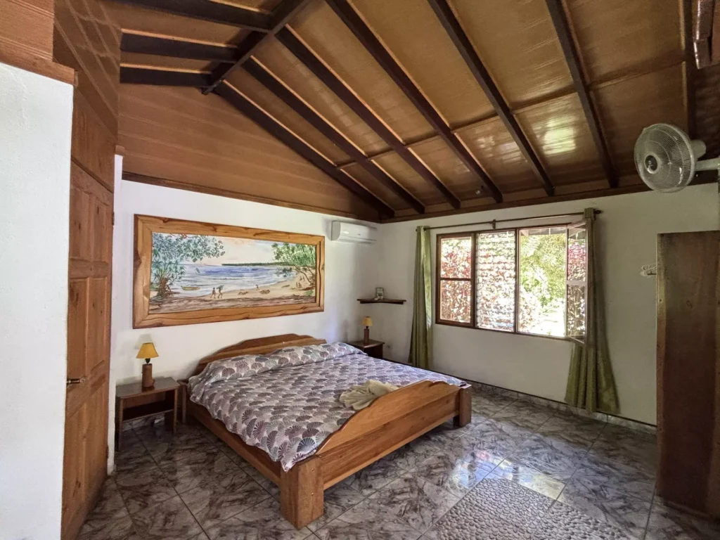 Suizo Loco Lodge